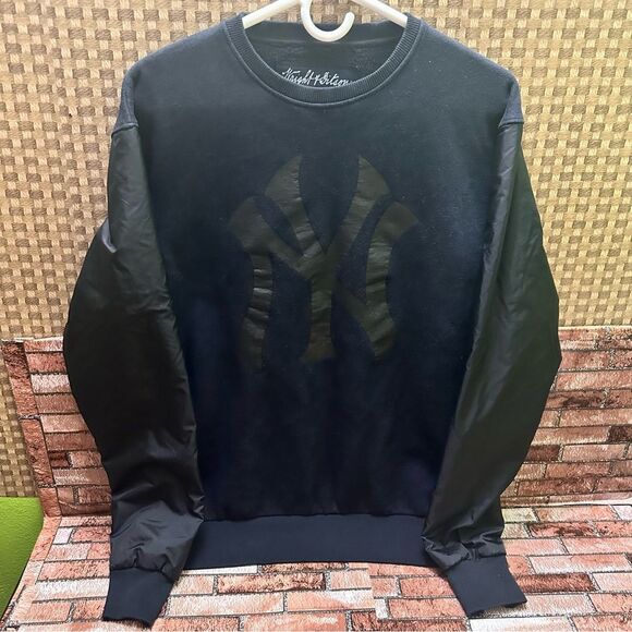 NY Yankees Men’s Black wright & Ditson Sweatshirt size L - Picture 2 of 12